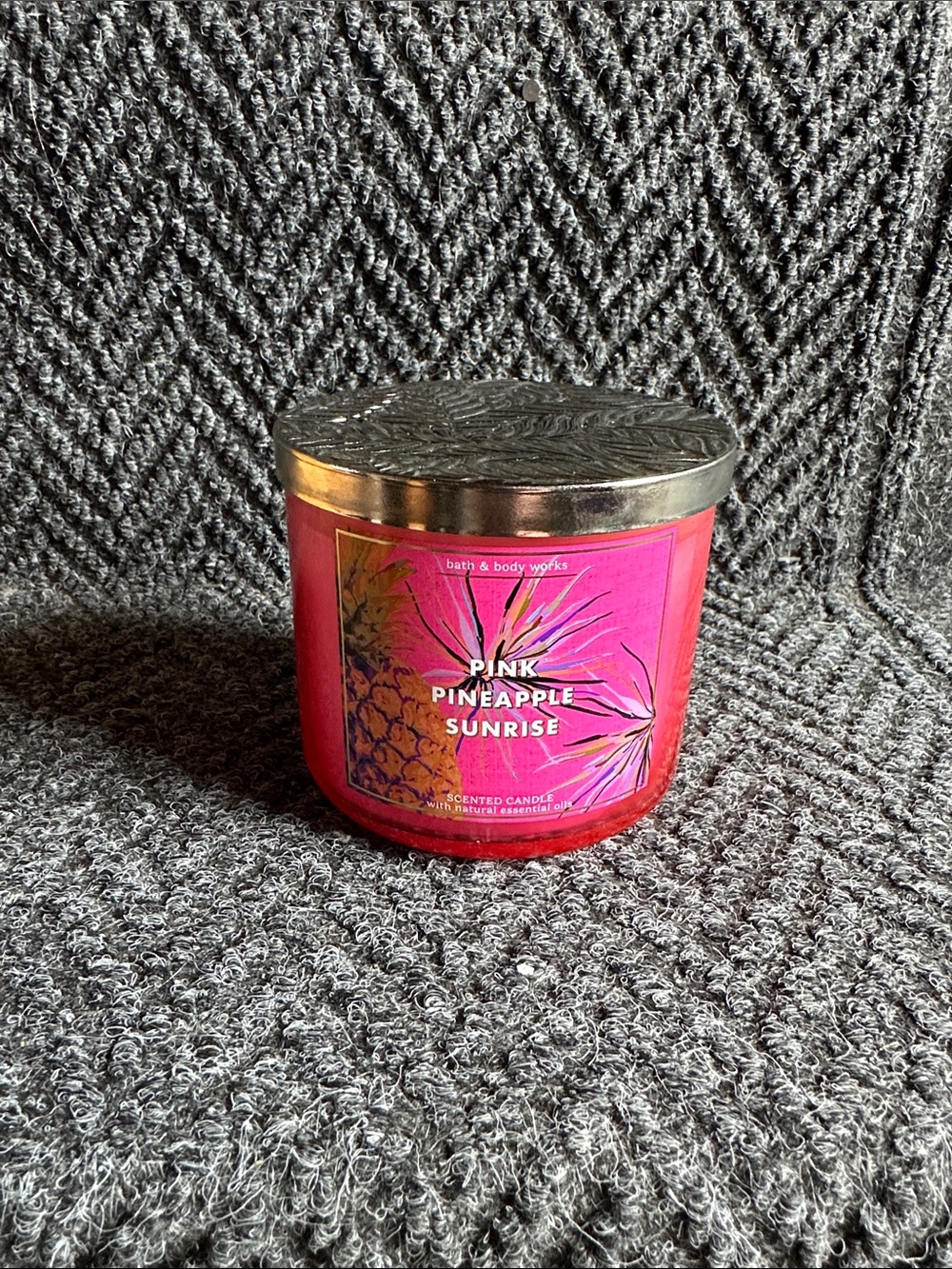 Bath & Body Works Pink Pineapple Sunrise 3 Wick Candle